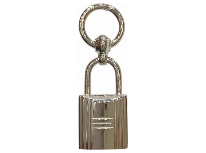 Ring Anello Cadena Twilly di Hermès con charm a loop Argento