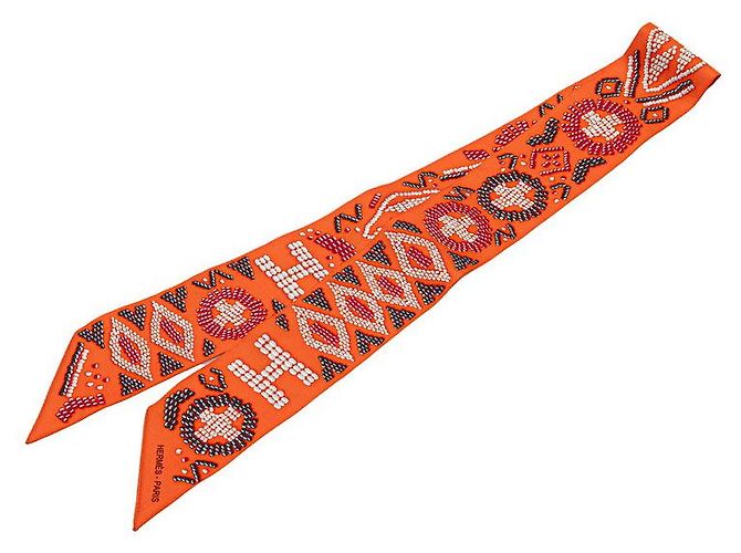 Hermès Lenço de seda Hermes KELLY EN PERLES Laranja