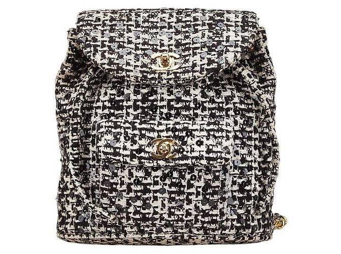 Timeless Mochila de tweed matelassé Chanel Coco Mark Negro Blanco