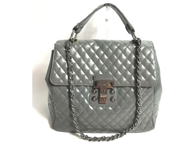 Bolsa de couro cinza Chanel Marrom