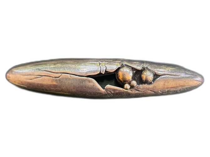 Sidney Carron Silberne Metallbrosche