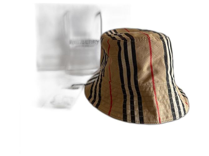 Burberry Berretti Beige Cotone