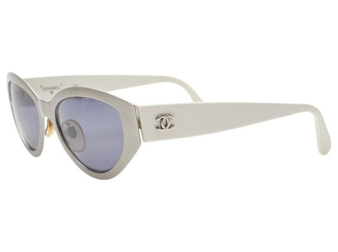 Timeless Chanel Coco Mark Sunglasses Brown White