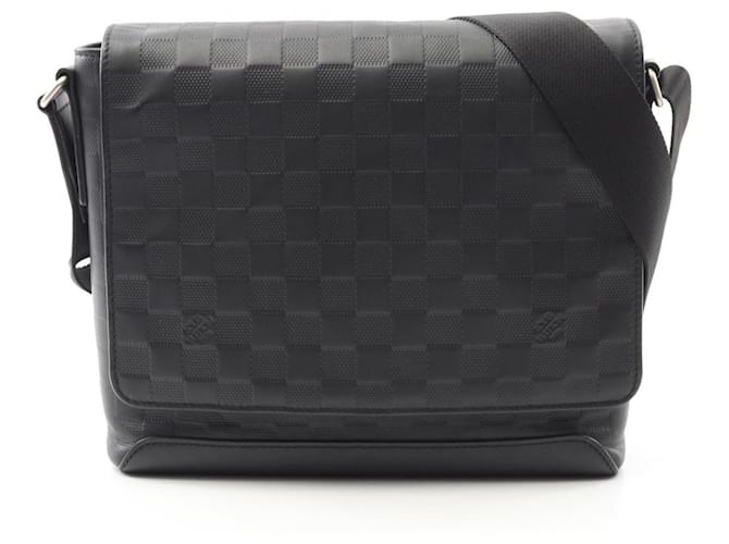 Louis Vuitton District PM Shoulder Bag Black Cloth  ref.2482871