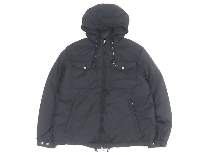Moncler MENUE GIUBBOTTO Giacca in Piuma di Nylon Nero