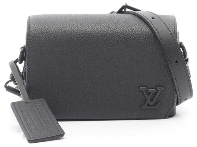 Louis Vuitton Fastline Wearable Wallet Shoulder Bag Black Leather  ref.2483881