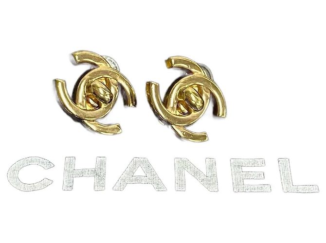 Orecchini Chanel Coco Mark oro D'oro 