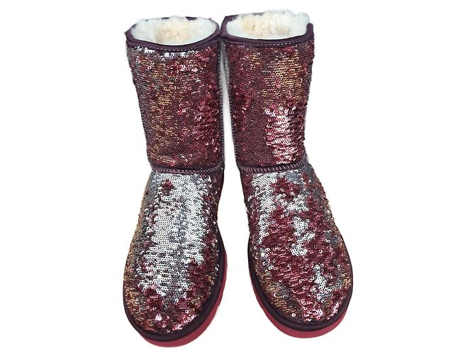 Ugg Classic Short Stiefeletten Lammleder Dunkelrot Bordeaux