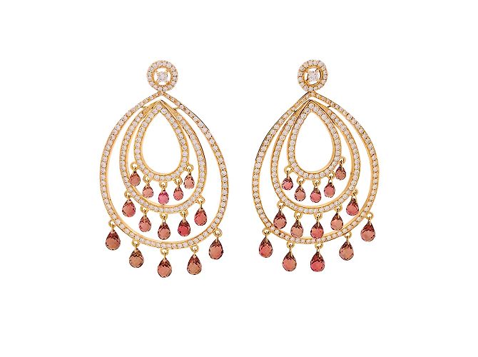 Autre Marque Pendientes de oro rosa, diamantes y turmalinas.