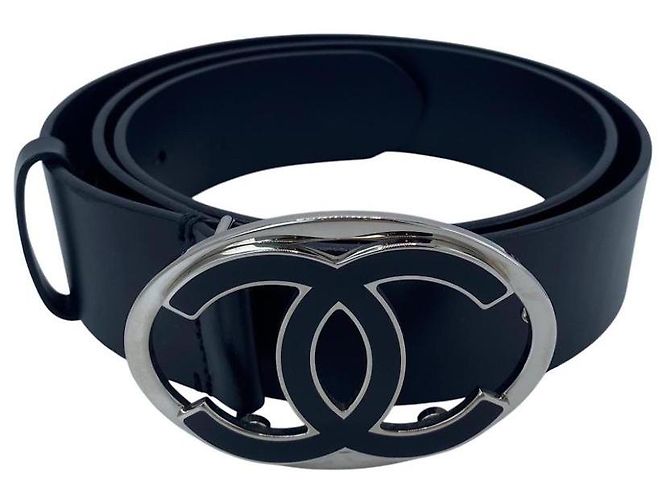 Chanel 2013 schwarze und silberne CC Leder-Gürtel, Größe 90/36