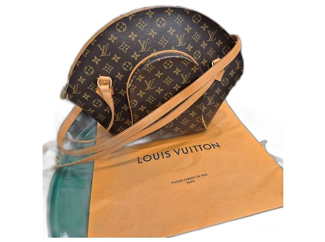 LOUIS VUITTON - Bolsa Ellipse GM Marrom