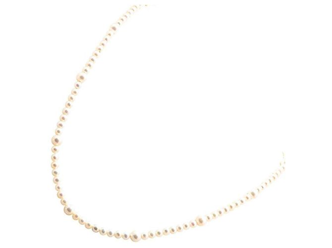 Collar de Perlas Blancas Tiffany & Co.