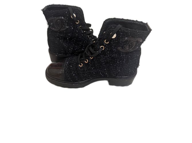 Chanel navy tweed boots Navy blue