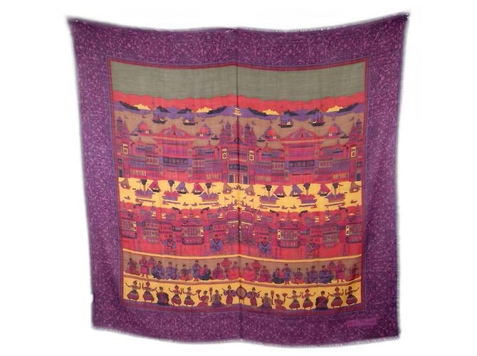 Salvatore Ferragamo Ferragamo scarf in wool and silk with oriental pattern Multiple colors Dark purple