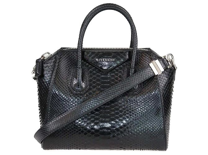 Bolsa Antigona pequena em python preto da Givenchy