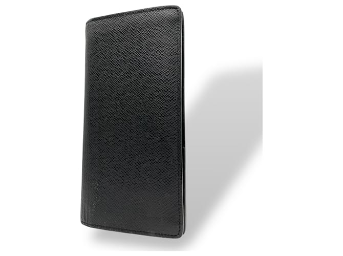 Louis Vuitton Taiga Portefeuille Brazza Bifold Long Wallet Black Leather  ref.2503751