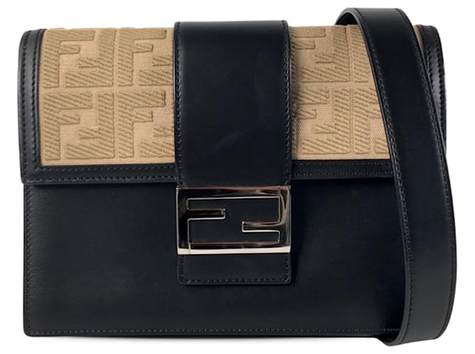 Baguette plat croisé FF 1974 en cuir de veau noir et toile Fendi Veau façon poulain  ref.2506277