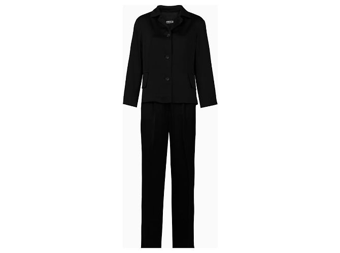 Jil Sander Set, Minimalist Tailoring Model Black Circa 2019.