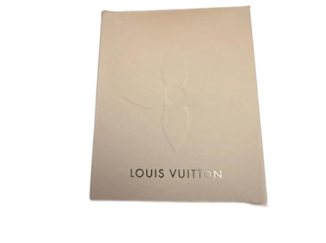 Vela Perfumada Louis Vuitton Prateada Prata