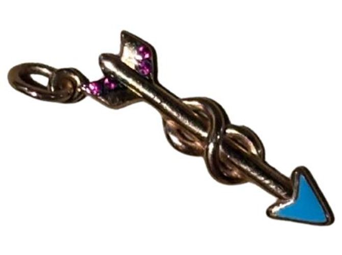 Dodo Pomellato Pingente Dodo Flecha em Ouro Rosa 9KT com Rubis e Esmalte Azul Claro Dourado