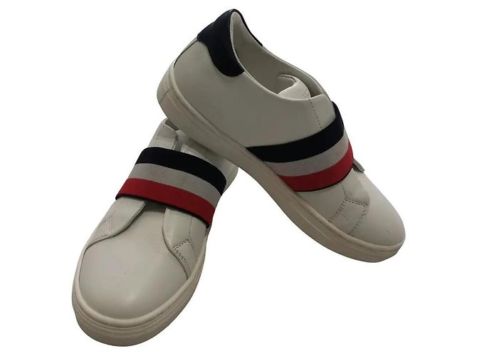 Baskets Moncler enfant en cuir blanc taille 32