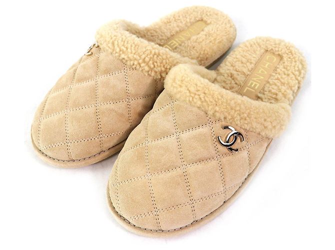 Chaussons Matelassés Chanel Beige