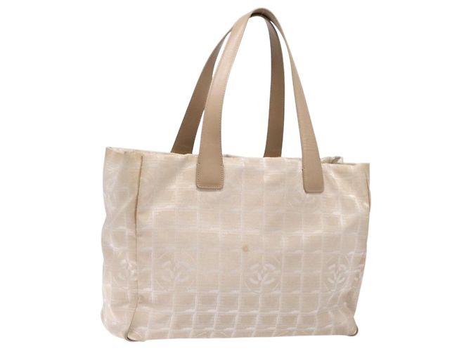CHANEL Nova linha de viagem Bolsa de mão em nylon bege prata CC Auth 141486