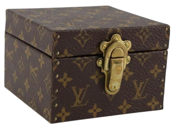 CAJA DE JOYAS LOUIS VUITTON Monogram Eccrine Declaration M21010 Auth LV 142381V Monograma
