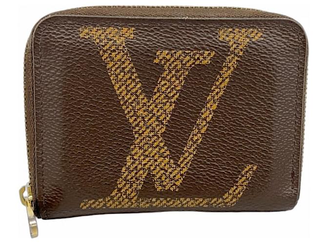 Louis Vuitton Monogram Giant Zippy Coin Purse Brown  ref.2522486