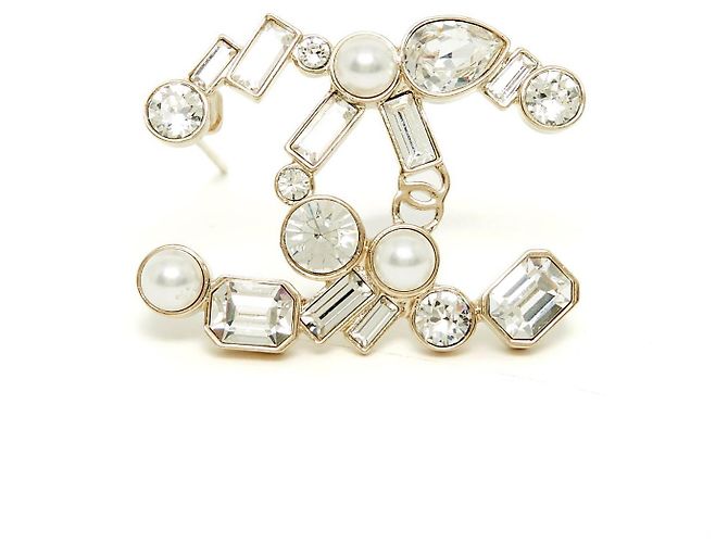 Broche CC Chanel 2021 com Pedras Irregulares e Pérolas em Metal Dourado