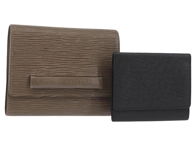 CARTERA LOUIS VUITTON Epi Taiga 2Set Gris Ardoise LV Auth 140006 Castaño