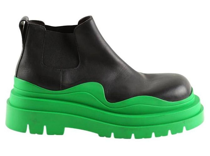 Bottega Veneta Black leather boots