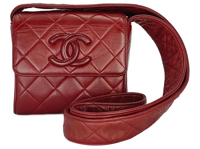 Timeless Classic CHANEL Vintage Red Square Quilted Flap Bag Lambskin  ref.2526043