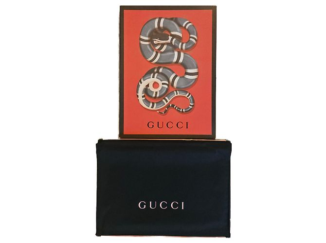 Pochette Gucci Ghost in pelle nera Nero