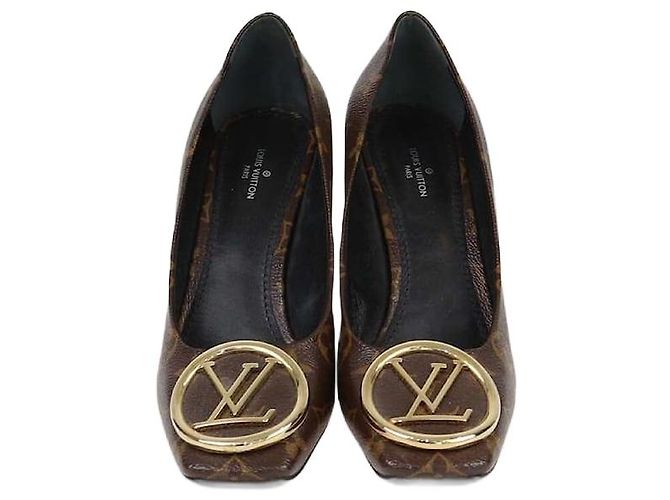 Louis Vuitton Monogram Canvas Madeleine Pumps