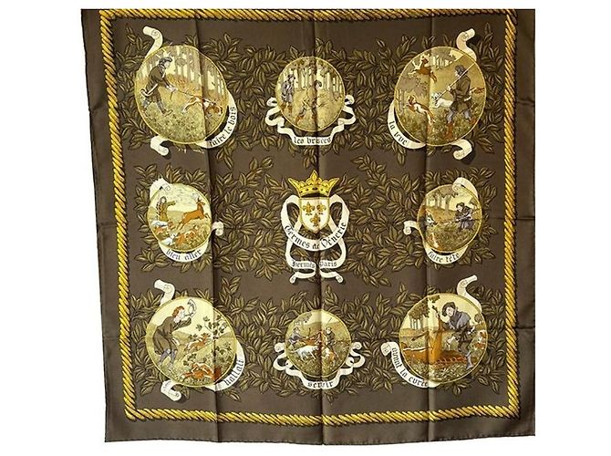 Lenço de seda Hermès Termes de Veneries Dourado Marrom Fora de branco Castanho escuro