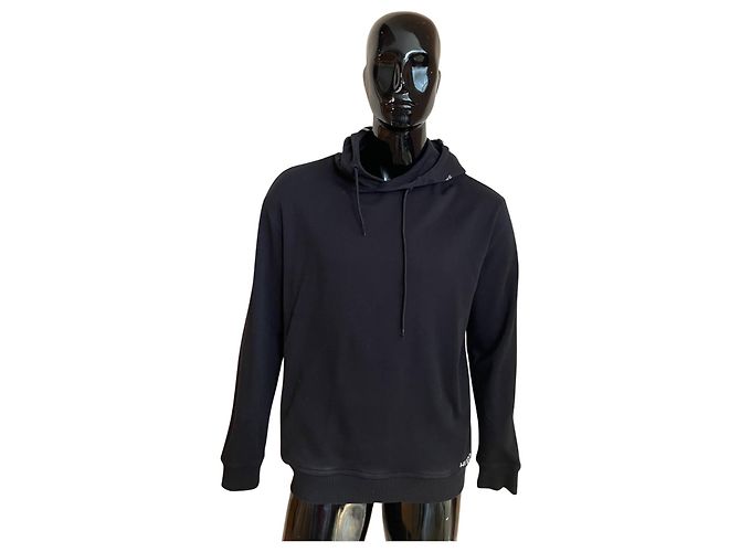 Moletom HUGO BOSS – Preto com Logo Contrastante