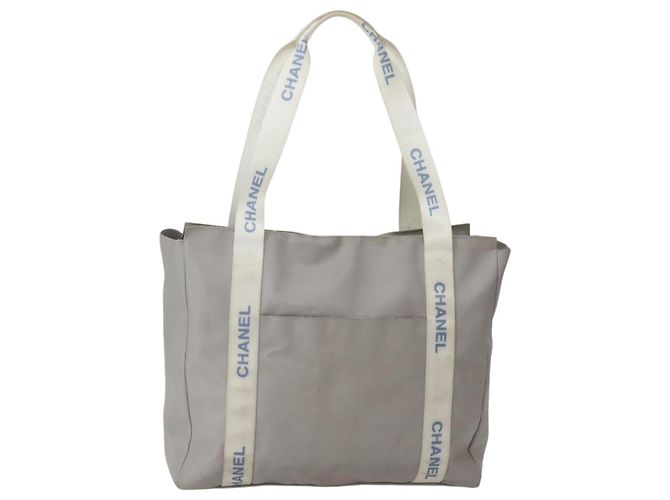 Chanel Bolsa Tote de Nylon Cinza Prata CC Auth bs29478 Marrom