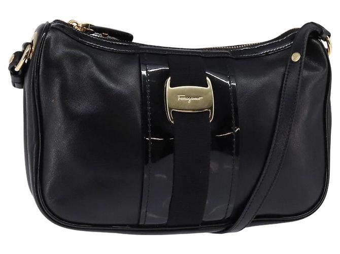 Borsa a Spalla Vala in Pelle Nera e Oro di Salvatore Ferragamo Auth bs29448 Nero D'oro