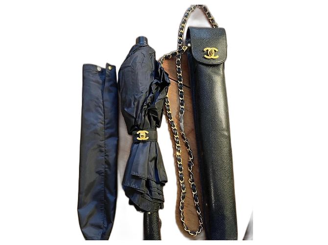 Ensemble parapluie Chanel cuir caviar noir