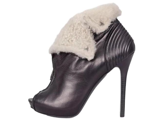 Bottines en cuir noir shearling Alexander McQueen Taille 39,5
