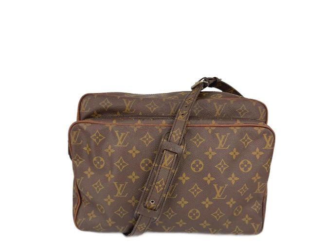 Borsa a tracolla Louis Vuitton Nile Marrone Pelle