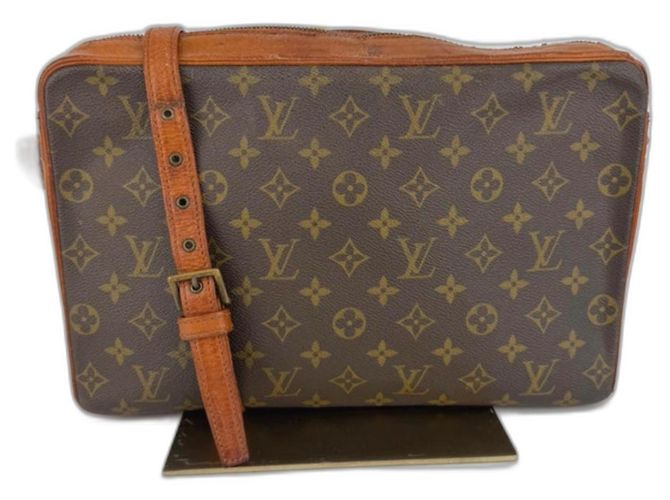 Bolsa de ombro de couro marrom Louis Vuitton 262