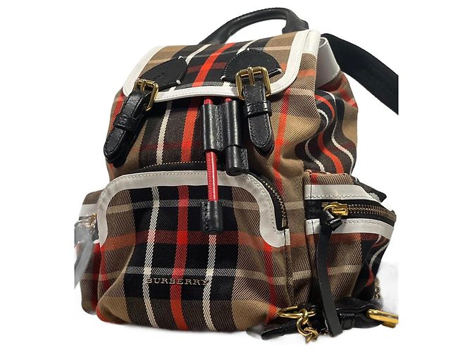 Zaino in tela a quadri Nova Check marrone BURBERRY Nero Bianco Rosso Beige