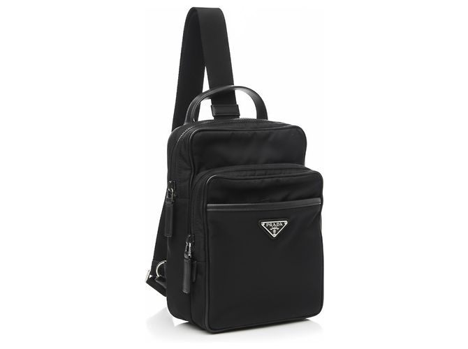 Mochila Prada em Re-Nylon e couro Saffiano preta Preto