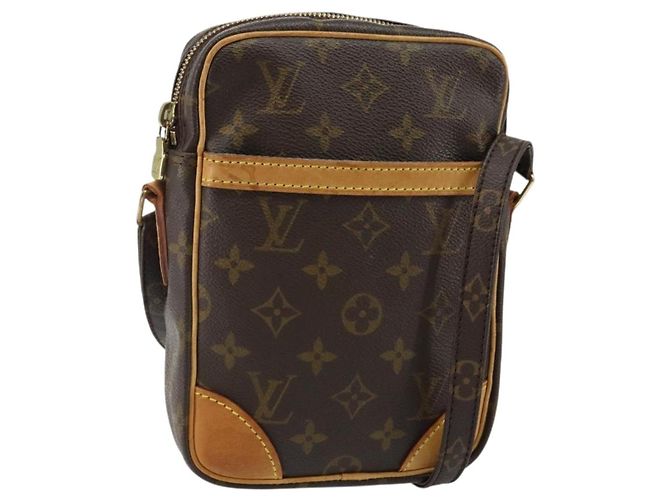 LOUIS VUITTON Bolsa de Hombro Monogram Danube M45266 LV Auth BA6000 Monograma