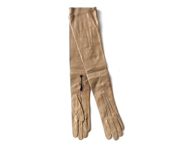 Kamel-Leder-Opernhandschuhe Prada Herbst 2015 