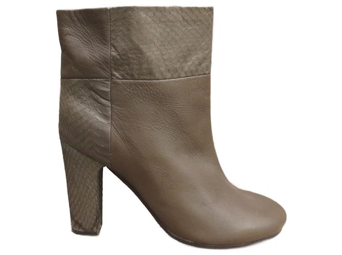 Botines See by Chloé de piel caqui