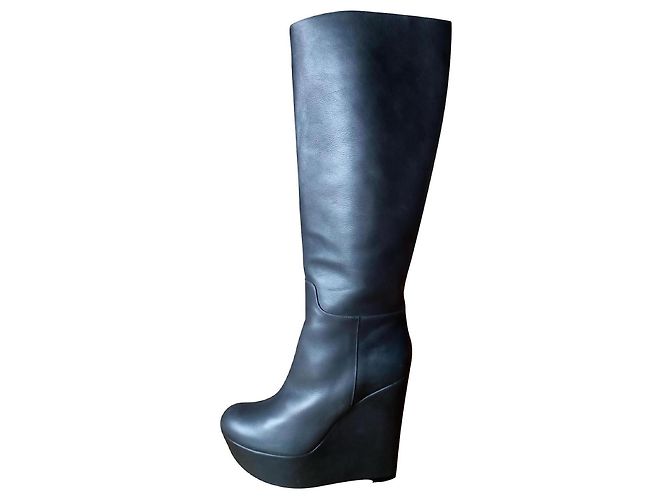 Diego Dolcini DOLCE & GABBANA BOTAS DE COURO COM PLATAFORMA. Caqui