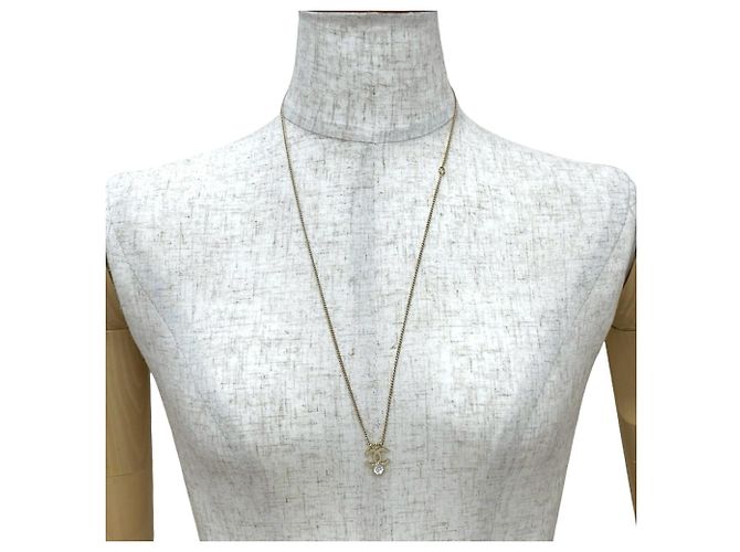 Collar Baño de Oro con Motivo Coco de Chanel Dorado